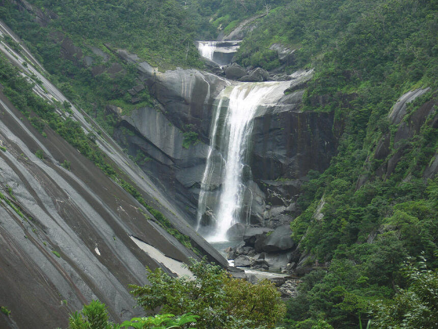 屋久島の滝