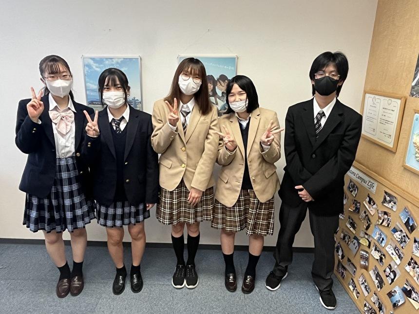 学院生活】制服の着こなしについて、おおぞら生に聞いてきました♪（2024/05/15）｜キャンパスブログ｜静岡県/静岡キャンパス｜おおぞら高等学院 -  おおぞら高校